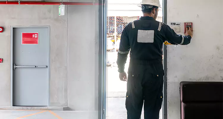 Emergency Fire Exit Door Repair in Pembroke Pines, FL
