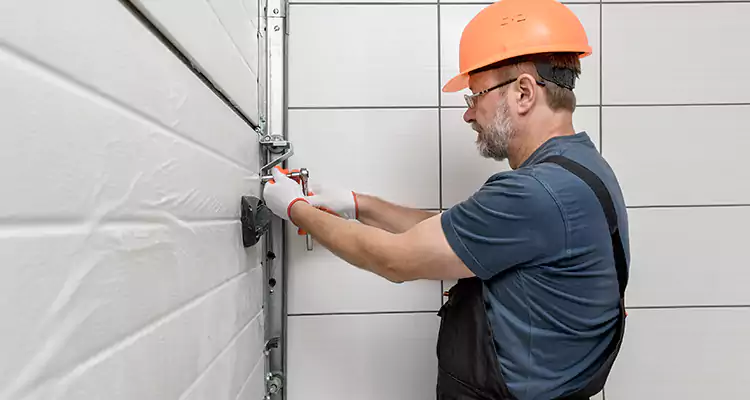 Emergency Garage Door Repair in Pembroke Pines, FL
