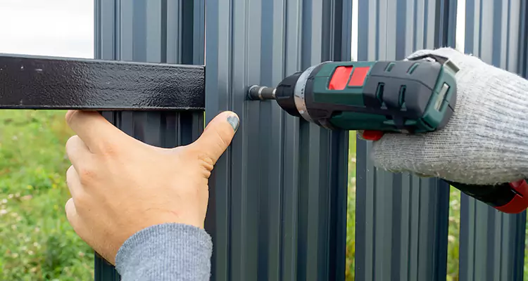 Metal Gate Repair in Pembroke Pines, FL