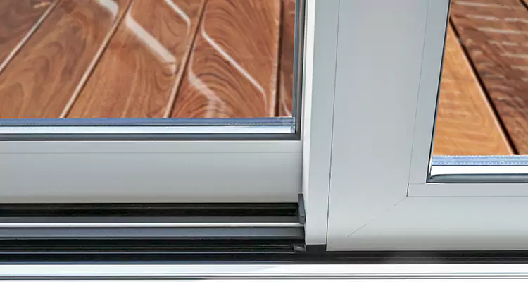 Patio Door Jammed Shut in Pembroke Pines, FL