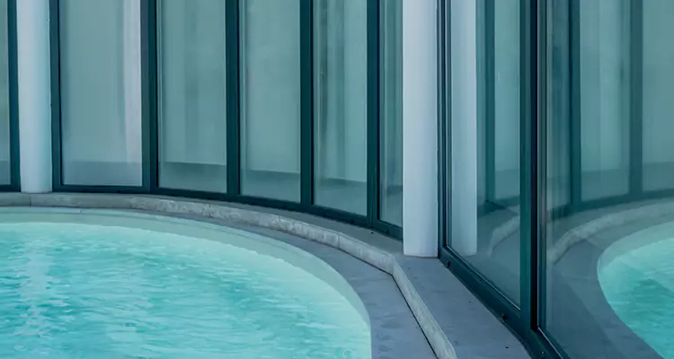Repair Polyester Screen for Pool Enclosure in Pembroke Pines, FL