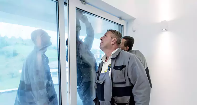 Retractable Screen Door Repair in Pembroke Pines, FL