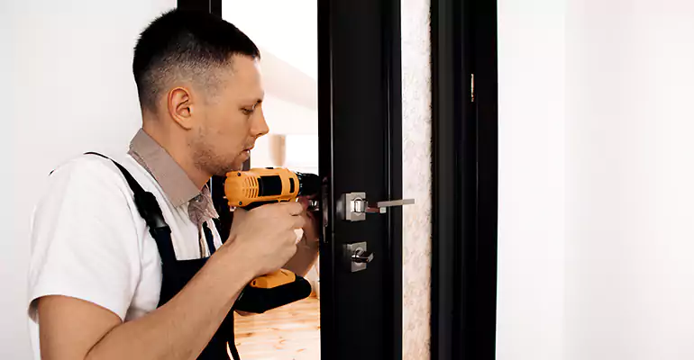 Aluminum Storefront Doors Repair in Pembroke Pines, FL