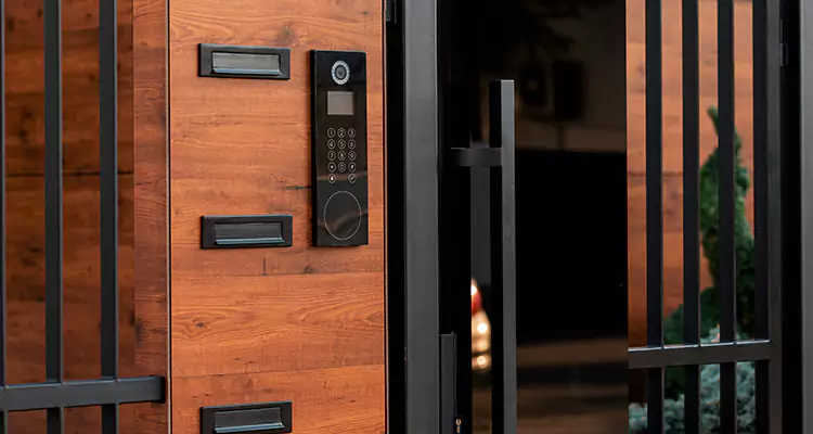 Automatic Door Maintenance in Pembroke Pines, FL