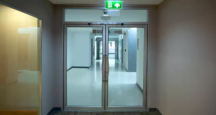 Emergency Glass Door Repair in Pembroke Pines, FL