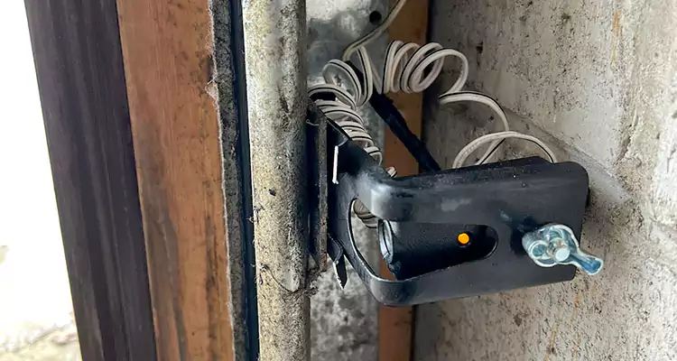 Fix Broken Garage Door Sensor in Pembroke Pines, FL