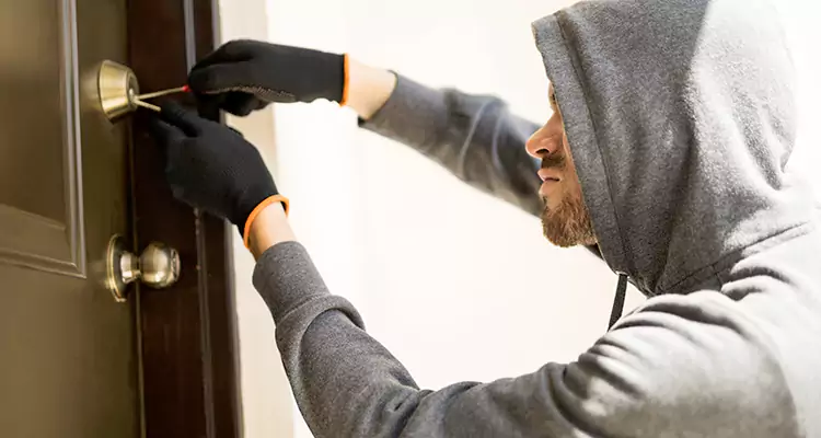 Emergency Motel Lock Repairs—Available 24/7 in Pembroke Pines, FL