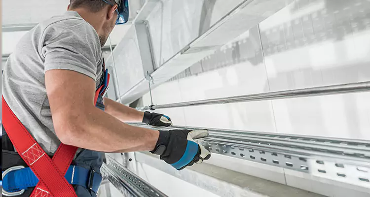 Glass Balcony Railing Replacement in Pembroke Pines, FL
