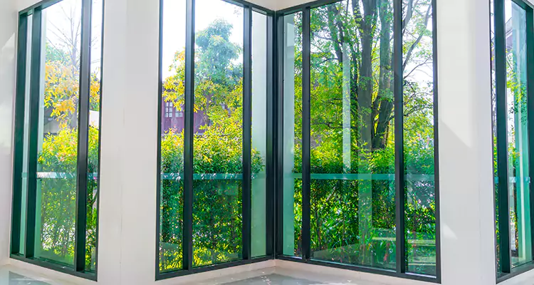 Folding Glass Balcony Door Repair in Pembroke Pines, FL
