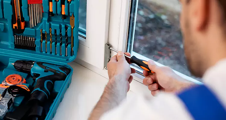 Mirrored Sliding Doors Replacement Expert in Pembroke Pines, FL