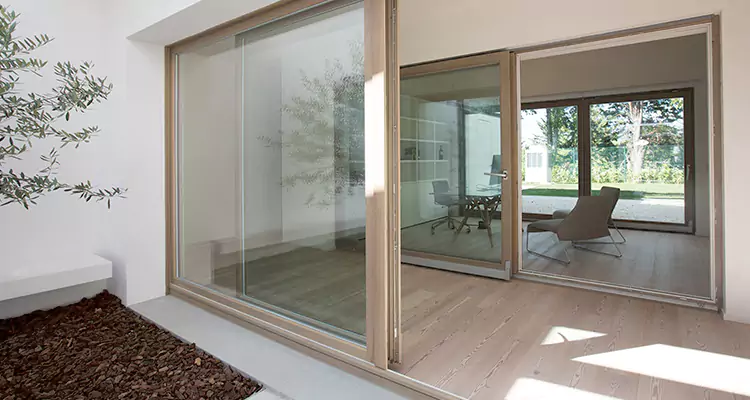 Sliding Screen Door Bottom Track Replacement in Pembroke Pines, FL